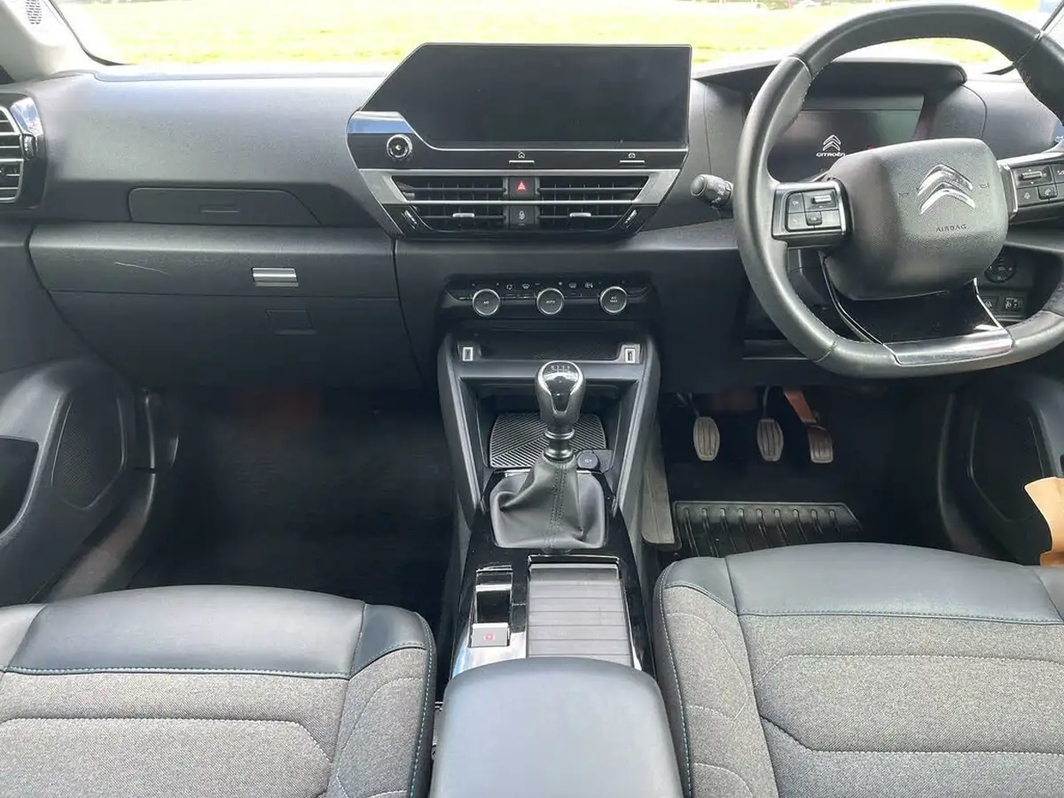 2021-citroen-c4-12-puretech-sense-plus-big-13
