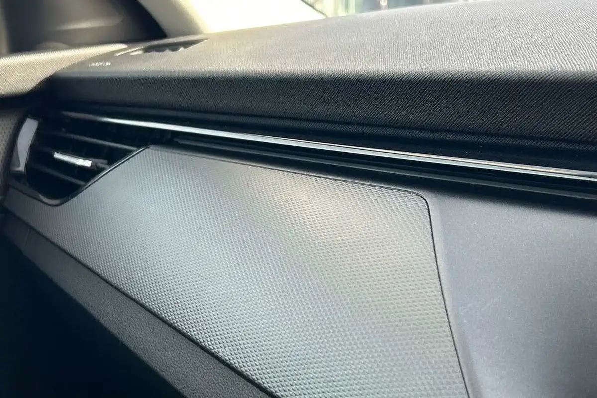 2020-skoda-scala-10-tsi-se-115ps-big-24
