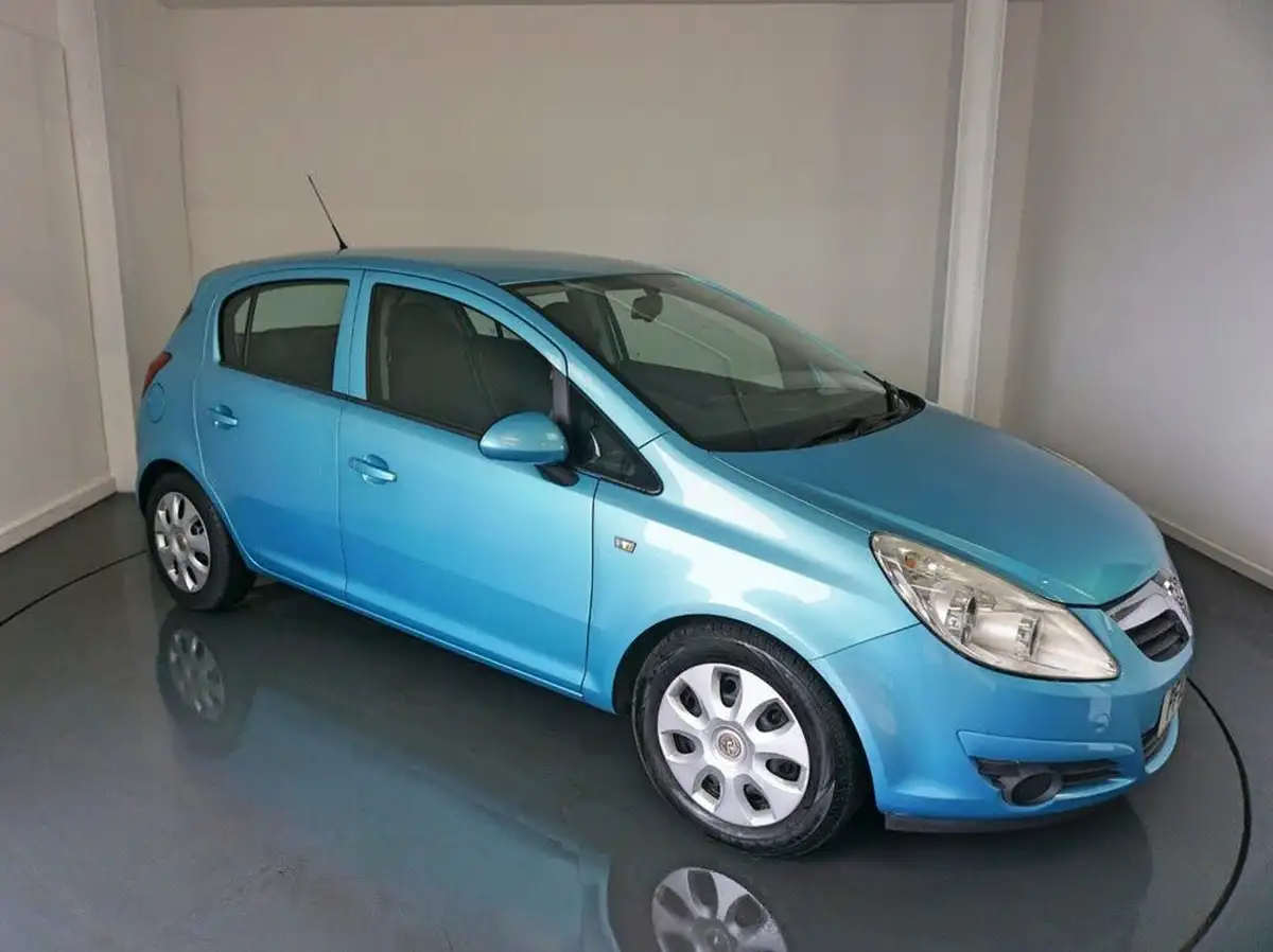 2010-vauxhall-corsa-14-exclusiv-100ps-5d-auto-big-11