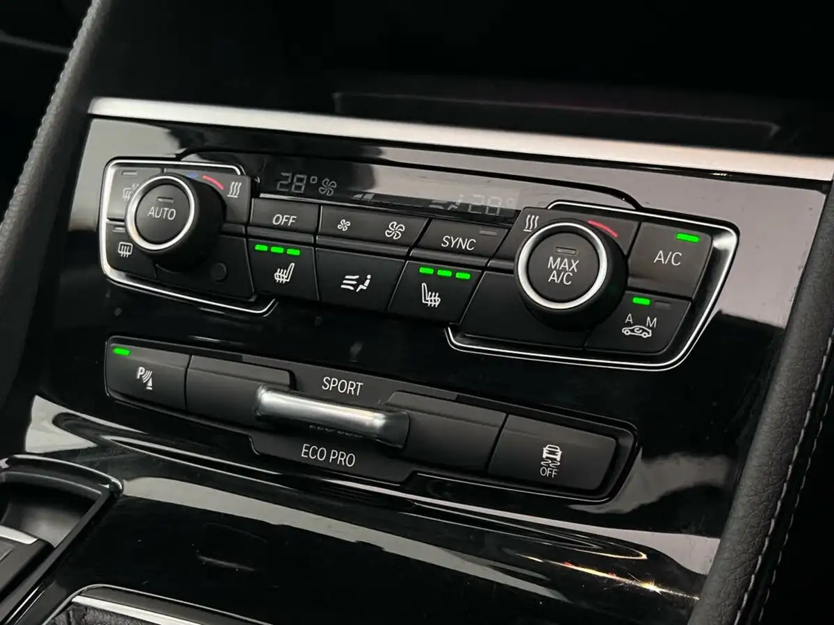 2017-bmw-2-series-20-220i-luxury-active-big-26