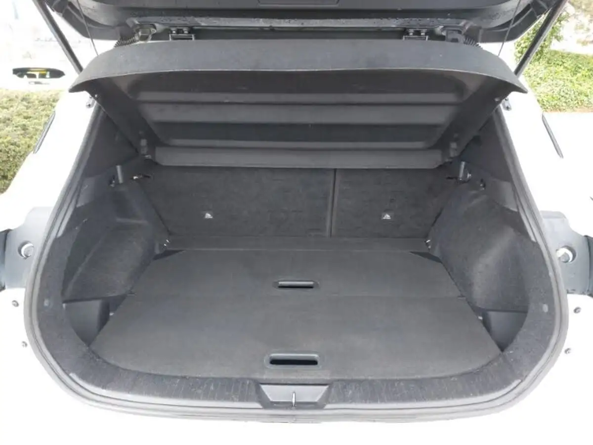 2022-nissan-qashqai-13-dig-t-n-connecta-158ps-4wd-xtronic-big-7