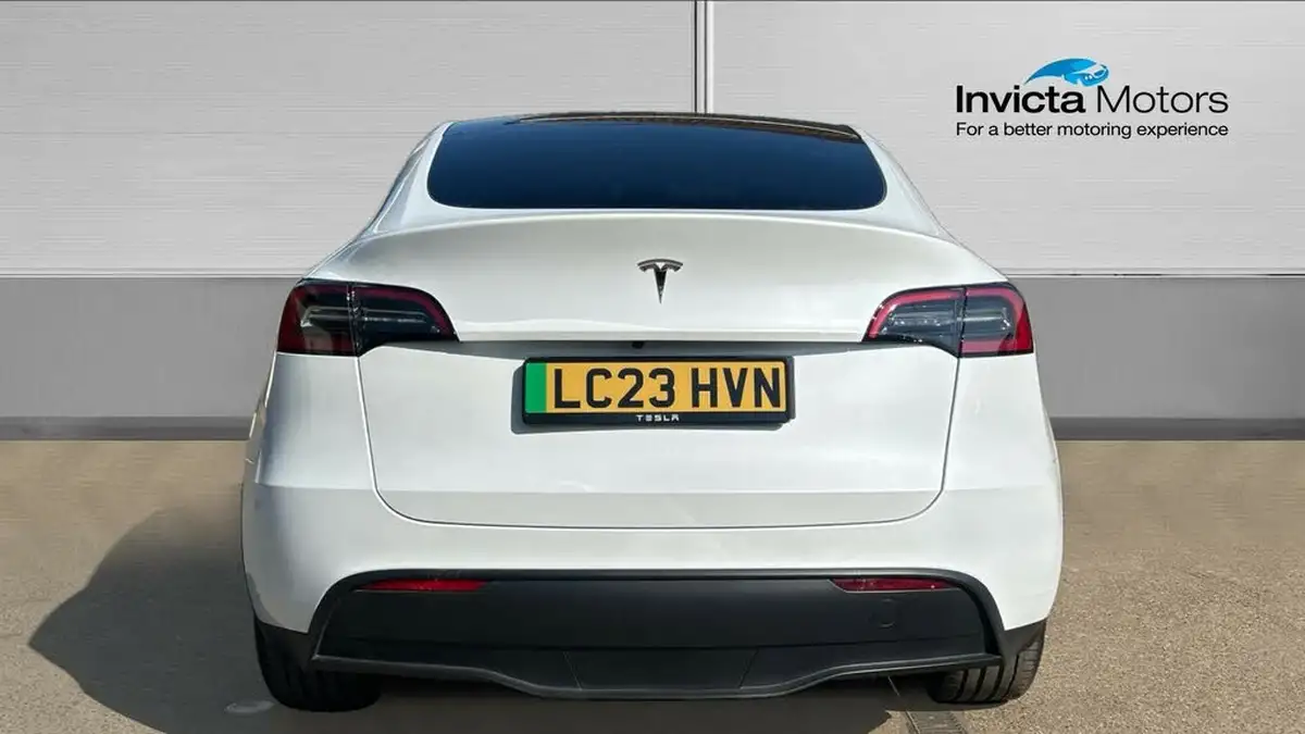2023-tesla-model-y-e-rwd-big-3