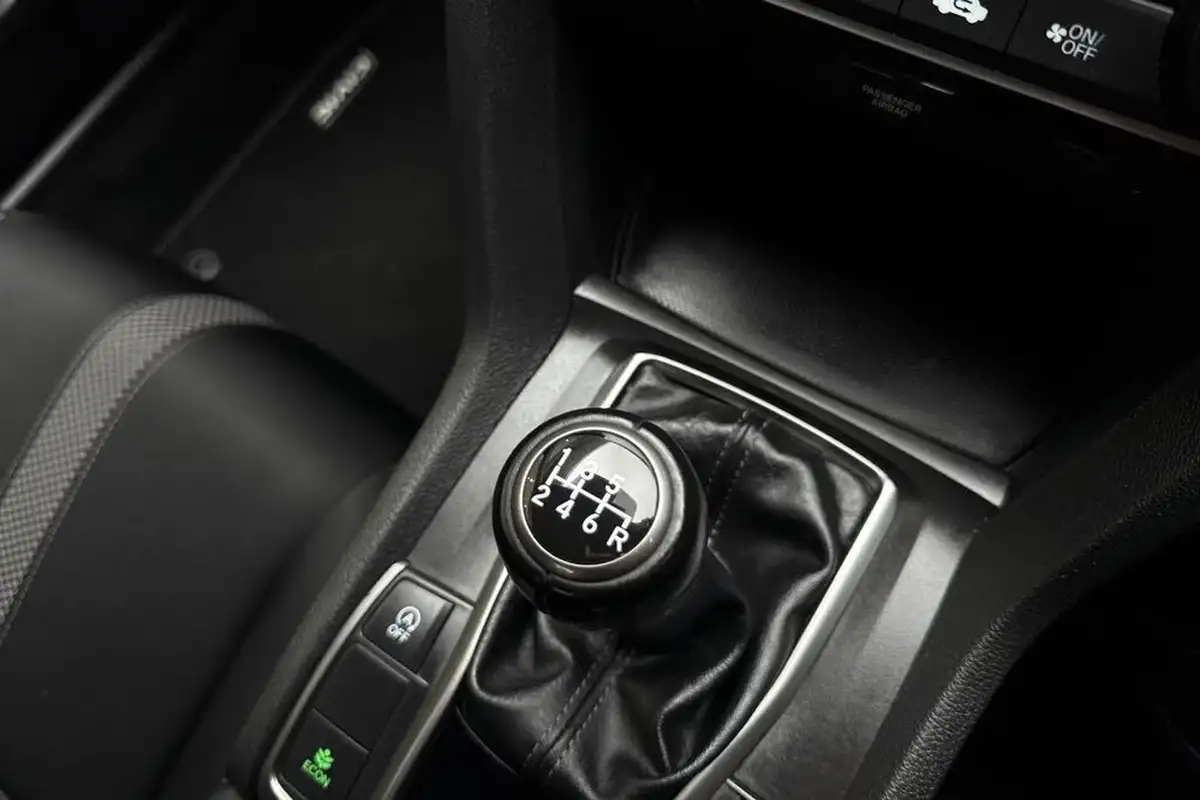 2021-honda-civic-10-vtec-turbo-sr-hatchback-5d-big-22