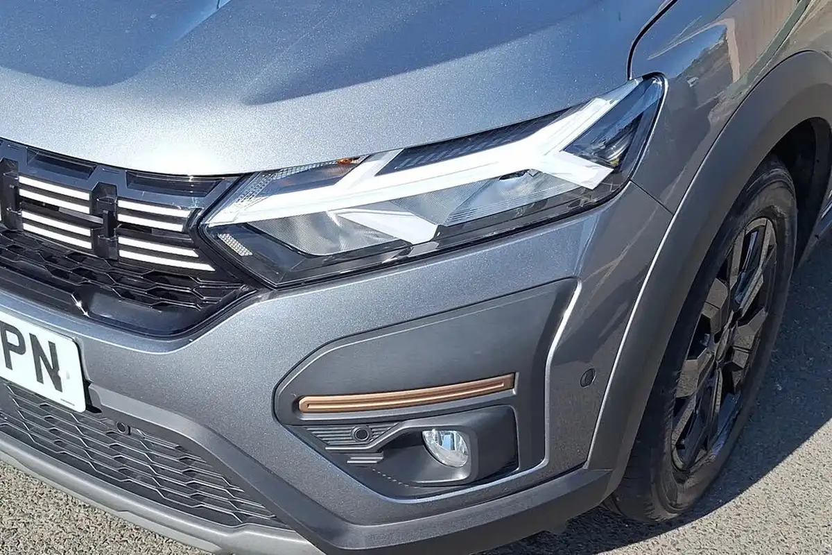 2024-dacia-jogger-10-tce-extreme-big-18