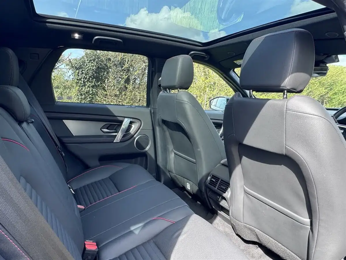 2023-land-rover-discovery-sport-20-d200-urban-edition-big-14