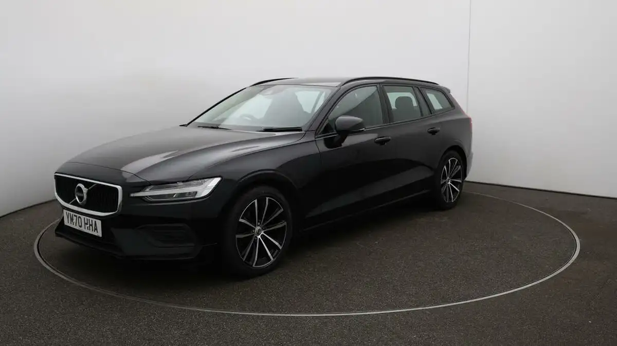 2021-volvo-v60-20-b3-momentum-160bhp-big-61