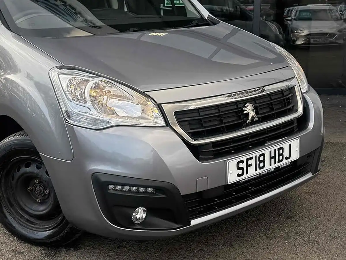2018-peugeot-partner-big-4