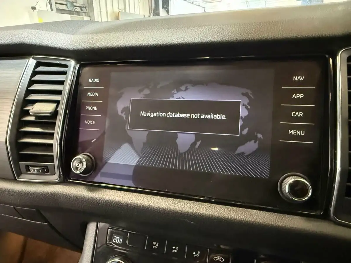 2017-skoda-kodiaq-20tdi-se-technology-5-seatsss-dsg-big-29