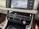 2017-jaguar-xf-20td-portfolio-240ps-awd-saloon-4d-1998cc-auto-small-20