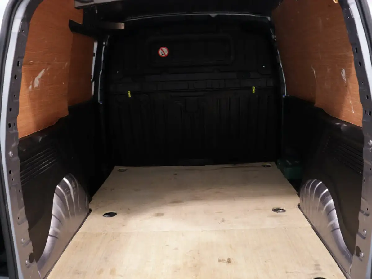 2021-citroen-berlingo-15bluehdi-1000-driver-130pseu6dt-e-ss-eat8-big-35