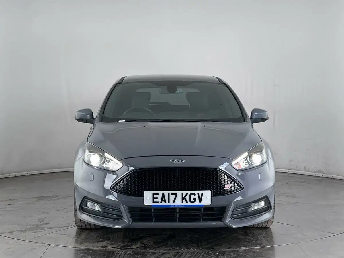 2017-ford-focus-20t-st3-hatchback-big-4