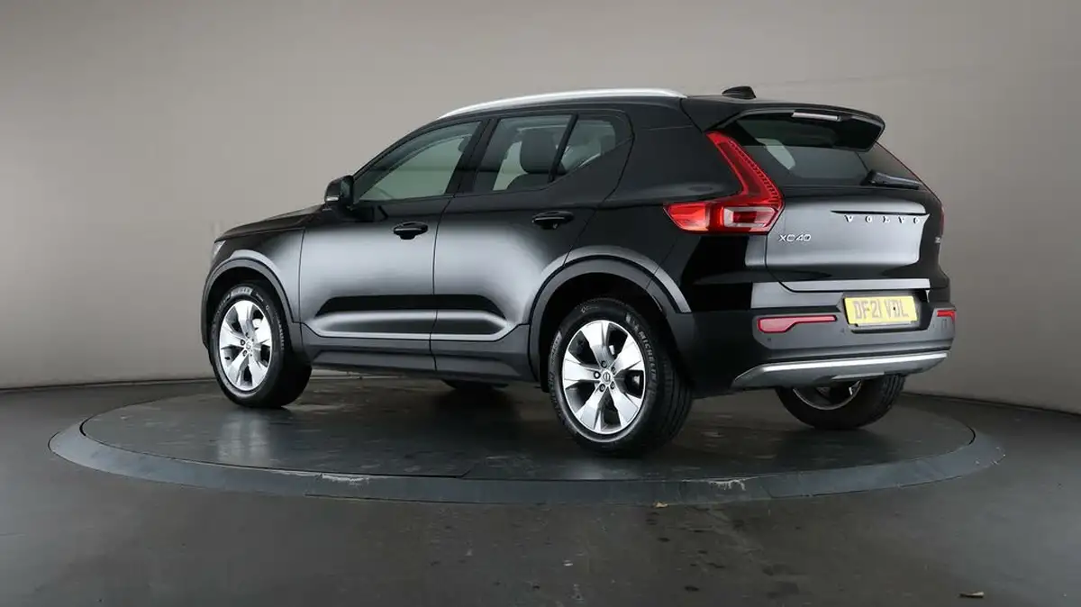 2021-volvo-xc40-15-t3-momentum-161bhp-auto-big-64