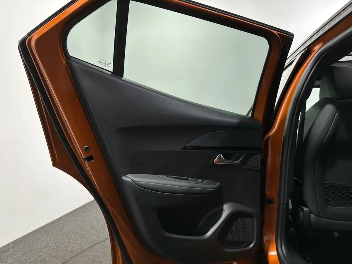 2020-peugeot-2008-suv-12-puretech-gt-line-big-40