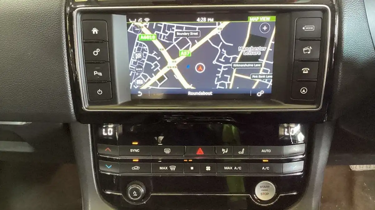 2018-jaguar-f-pace-20-i4d-prestige-180ps-auto-big-7