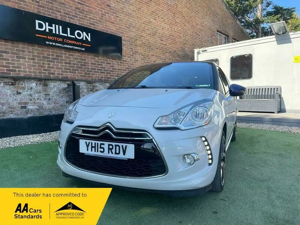 2015-citroen-ds3-12-dstyle-plus-big-0