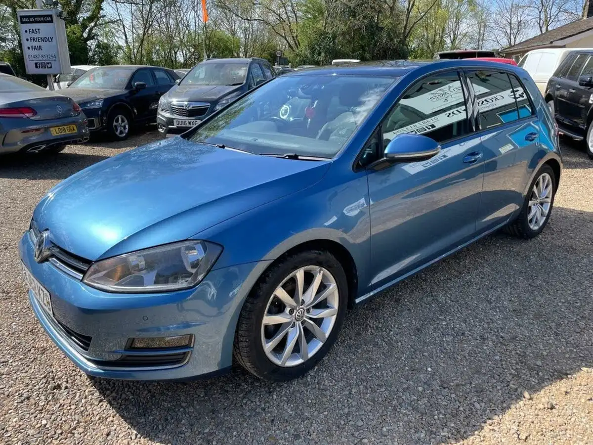2013-volkswagen-golf-14-gt-tsi-140ps-ss-hatchback-5d-1395cc-big-2
