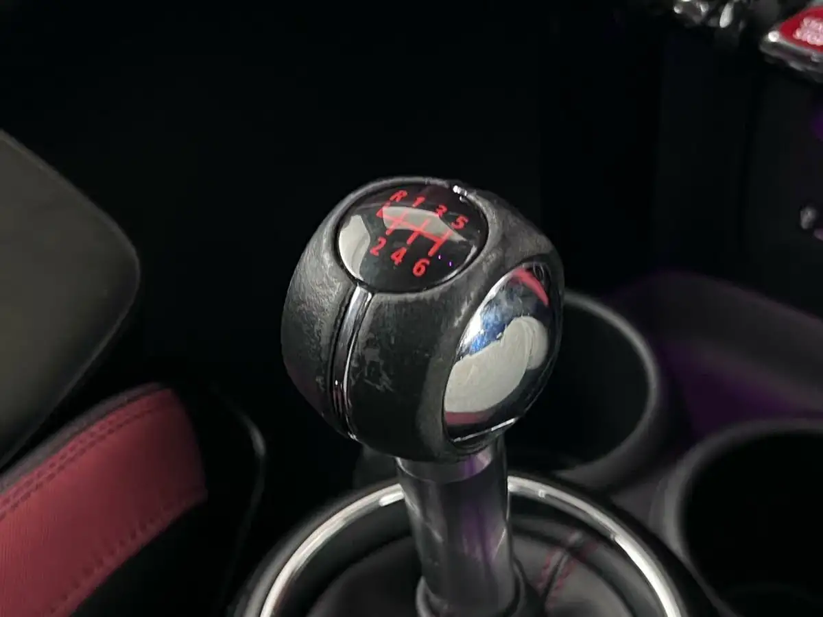 2016-mini-cooper-20-cooper-jcw-big-36