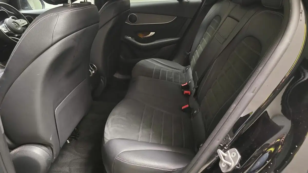 2019-mercedes-benz-glc-class-20d-glc220d-amg-line-station-wagon-5d-4matic-plus-big-24