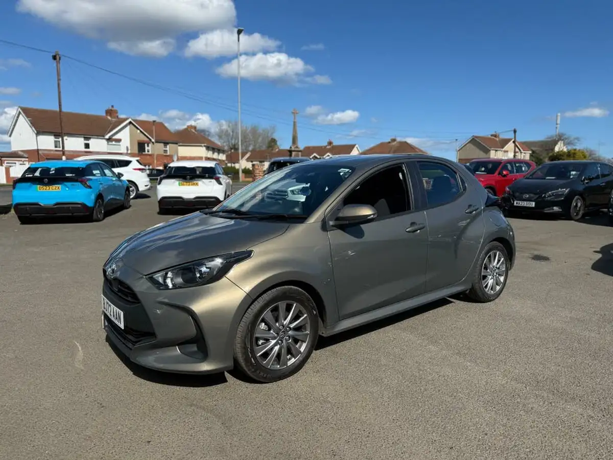 2022-toyota-yaris-15-vvt-i-icon-big-4