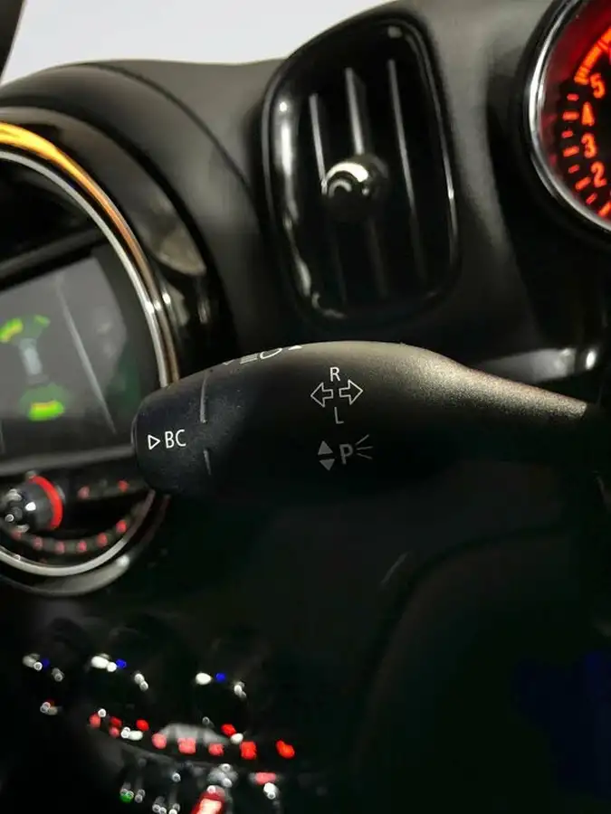 2019-mini-countryman-20td-cooper-d-sport-all4-auto-big-15