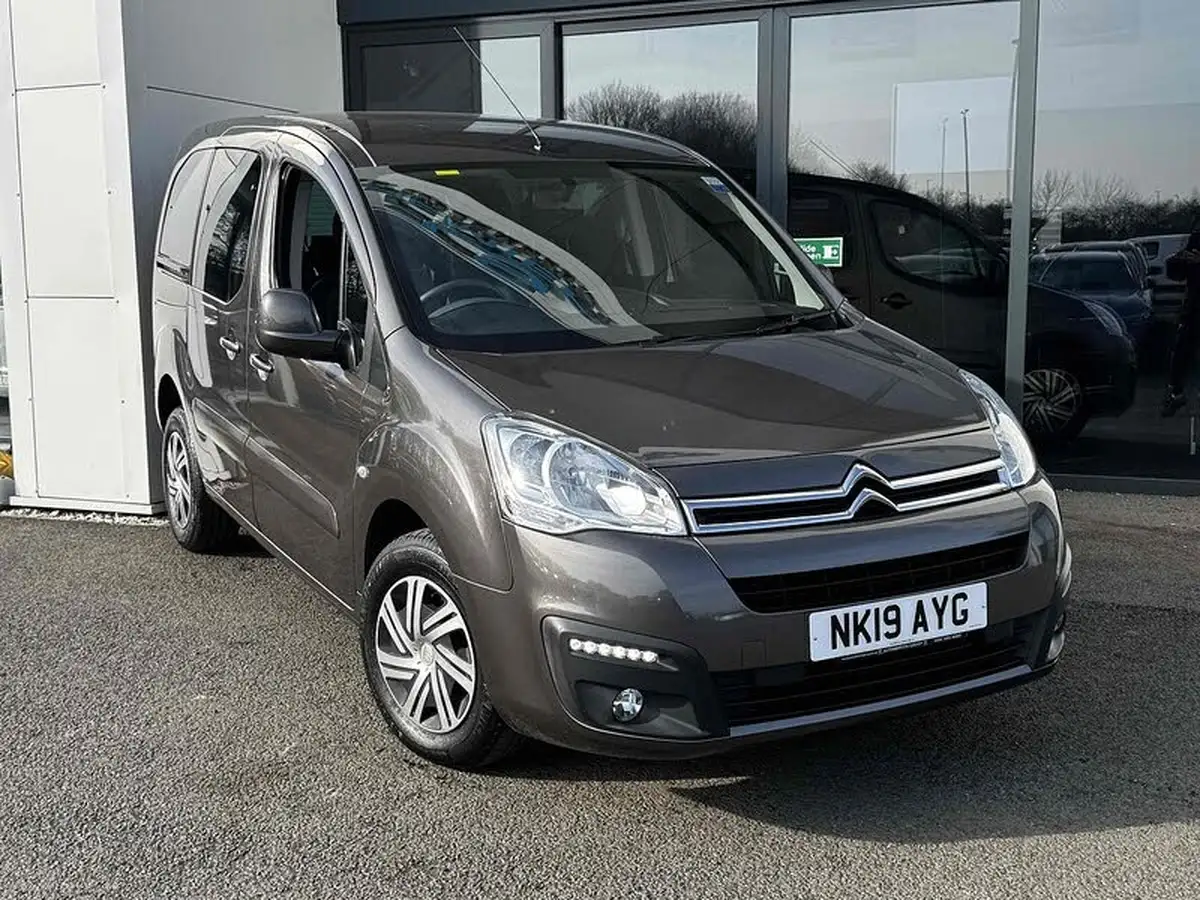 2018-citroen-berlingo-16bluehdi-multispace-feel-100ps-big-19