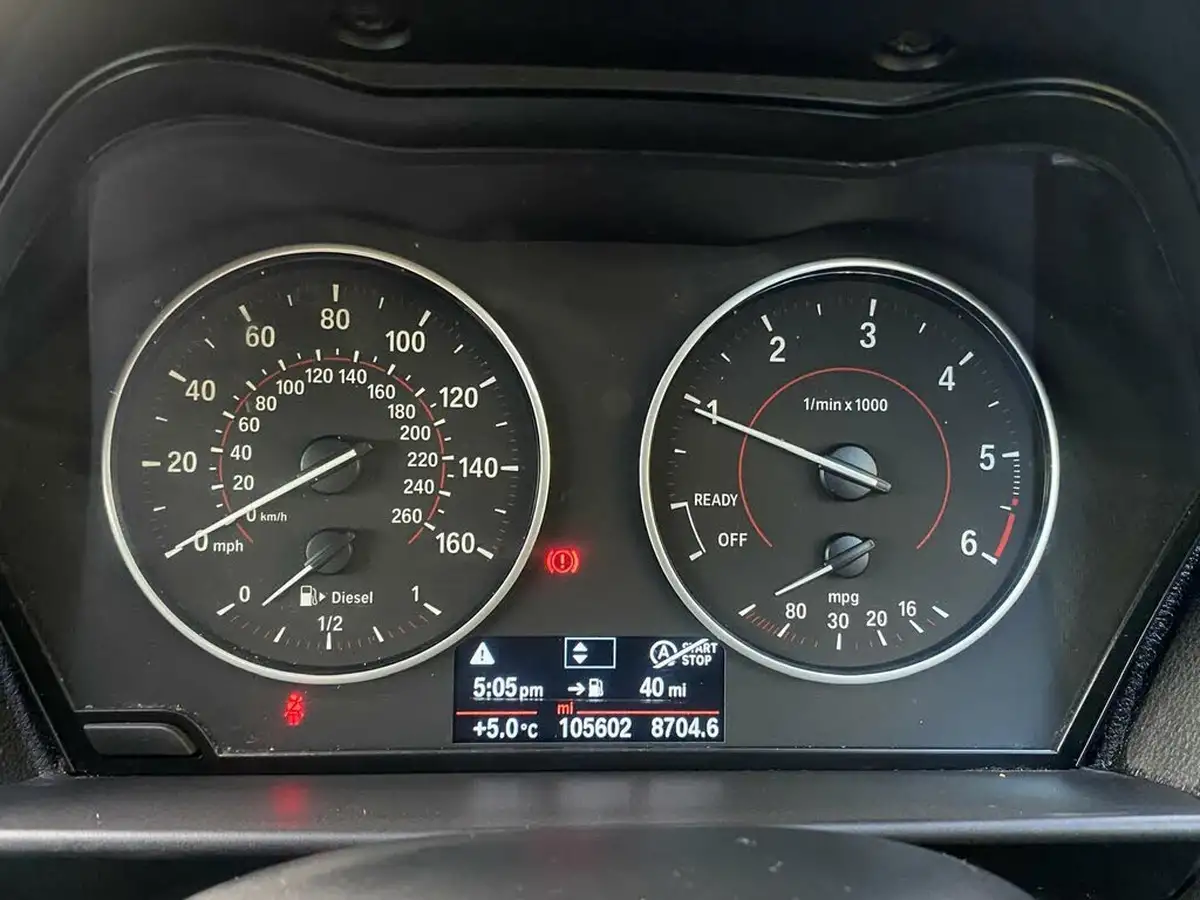 2015-bmw-1-series-20td-118d-sport-150bhp-3d-big-31