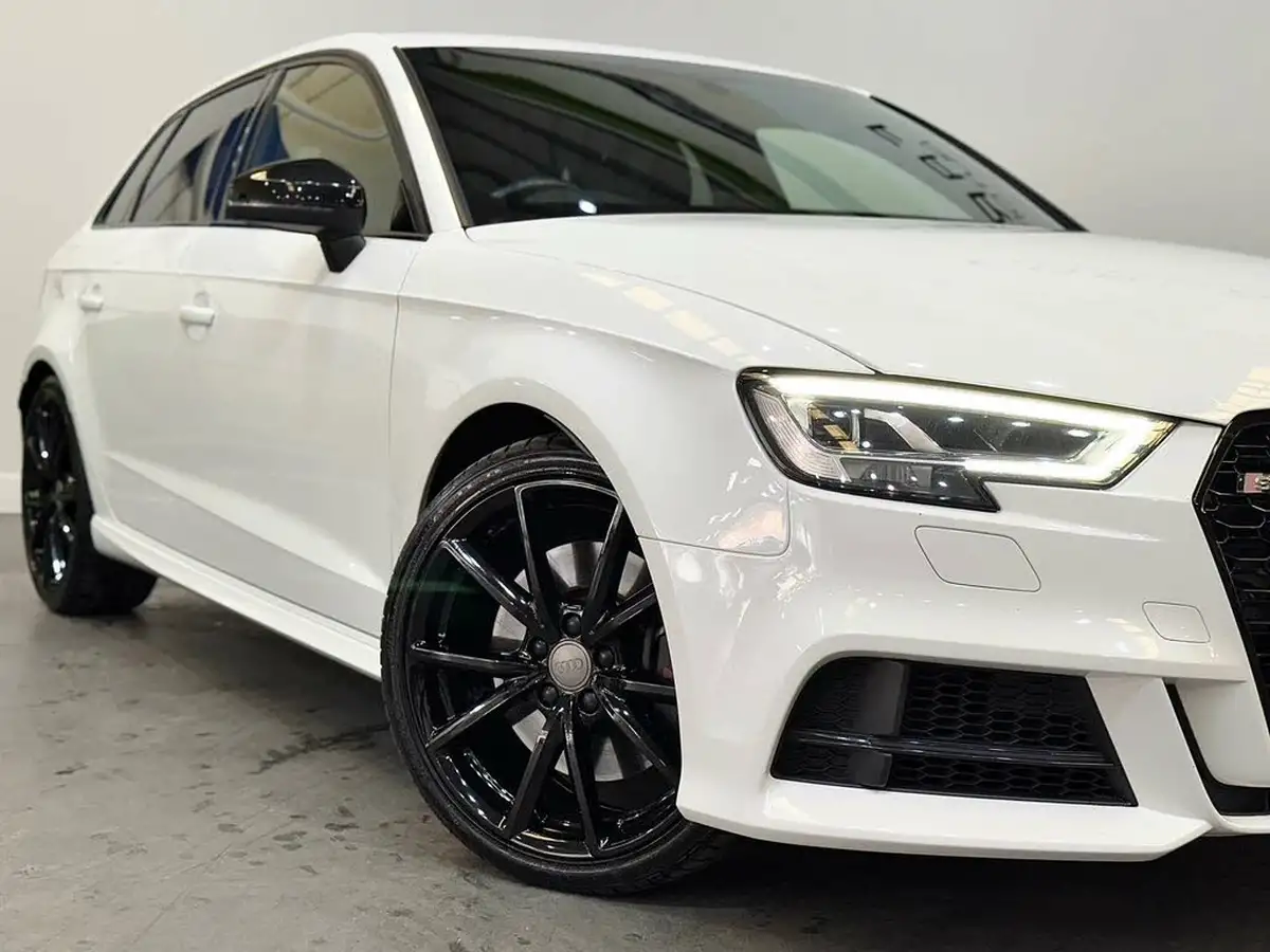 2018-audi-s3-20-tfsi-quattro-black-edition-sportback-5d-s-tronic-big-6