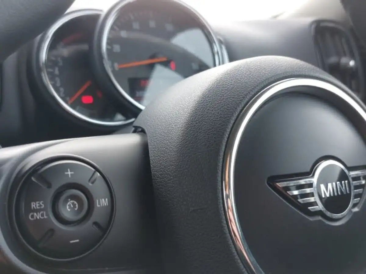 2018-mini-countryman-20-cooper-s-ss-big-13