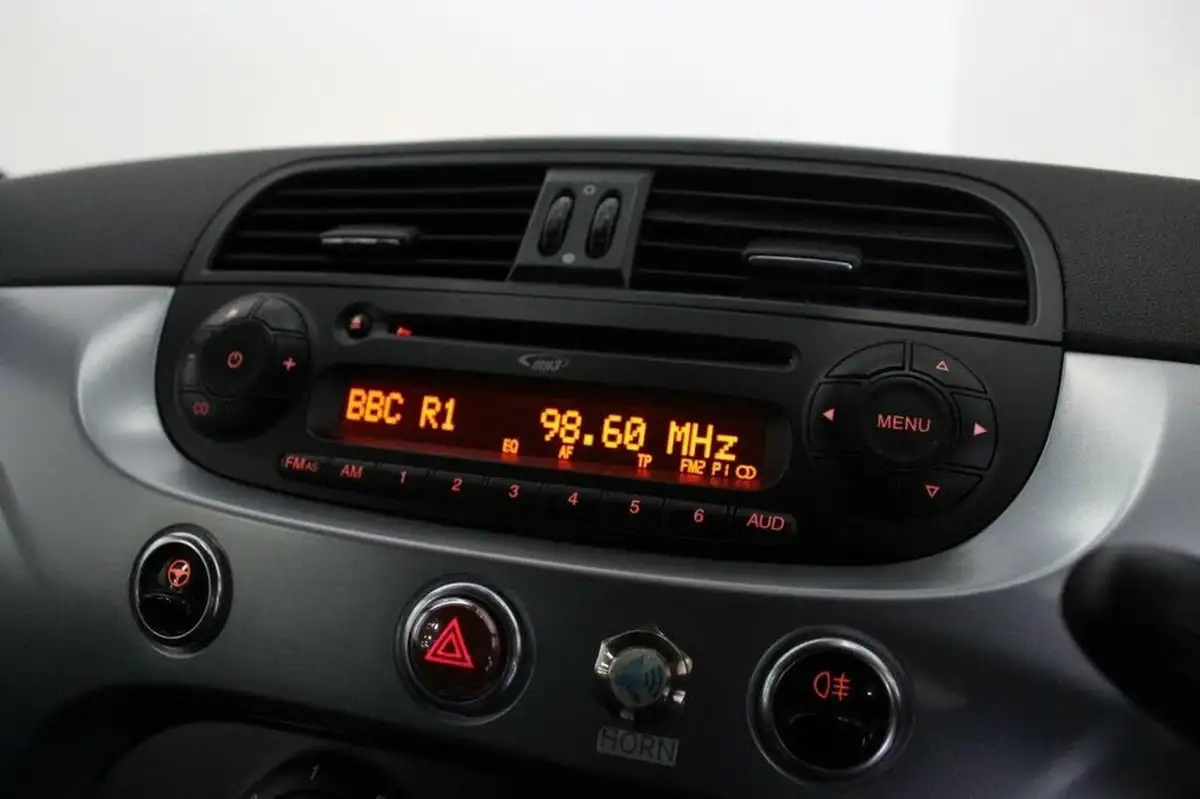 2014-fiat-500-12-s-big-22