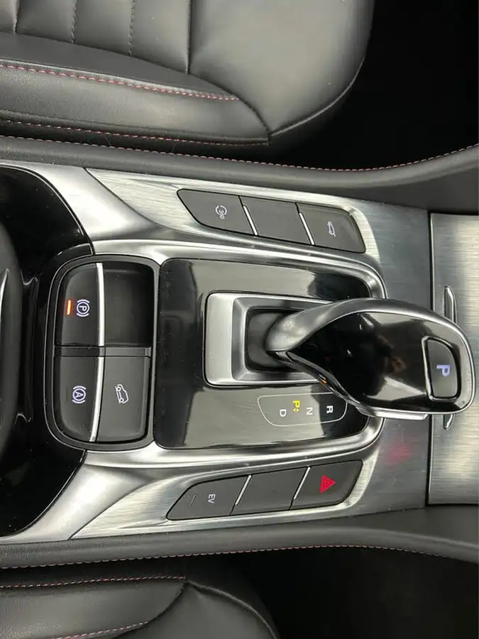 2022-mg-hs-15t-gdi-exclusive-258ps-plug-in-hybrid-auto-big-16