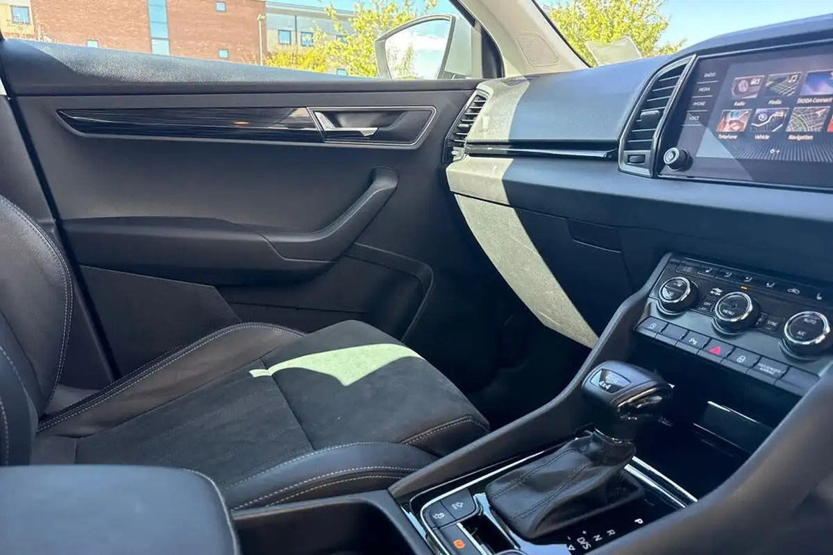 2020-skoda-karoq-20tdi-se-l-150ps-4x4-dsg-big-59