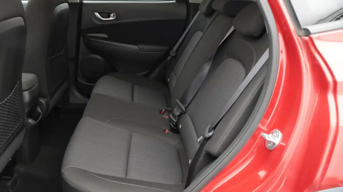 2022-hyundai-kona-16-gdi-premium-big-16