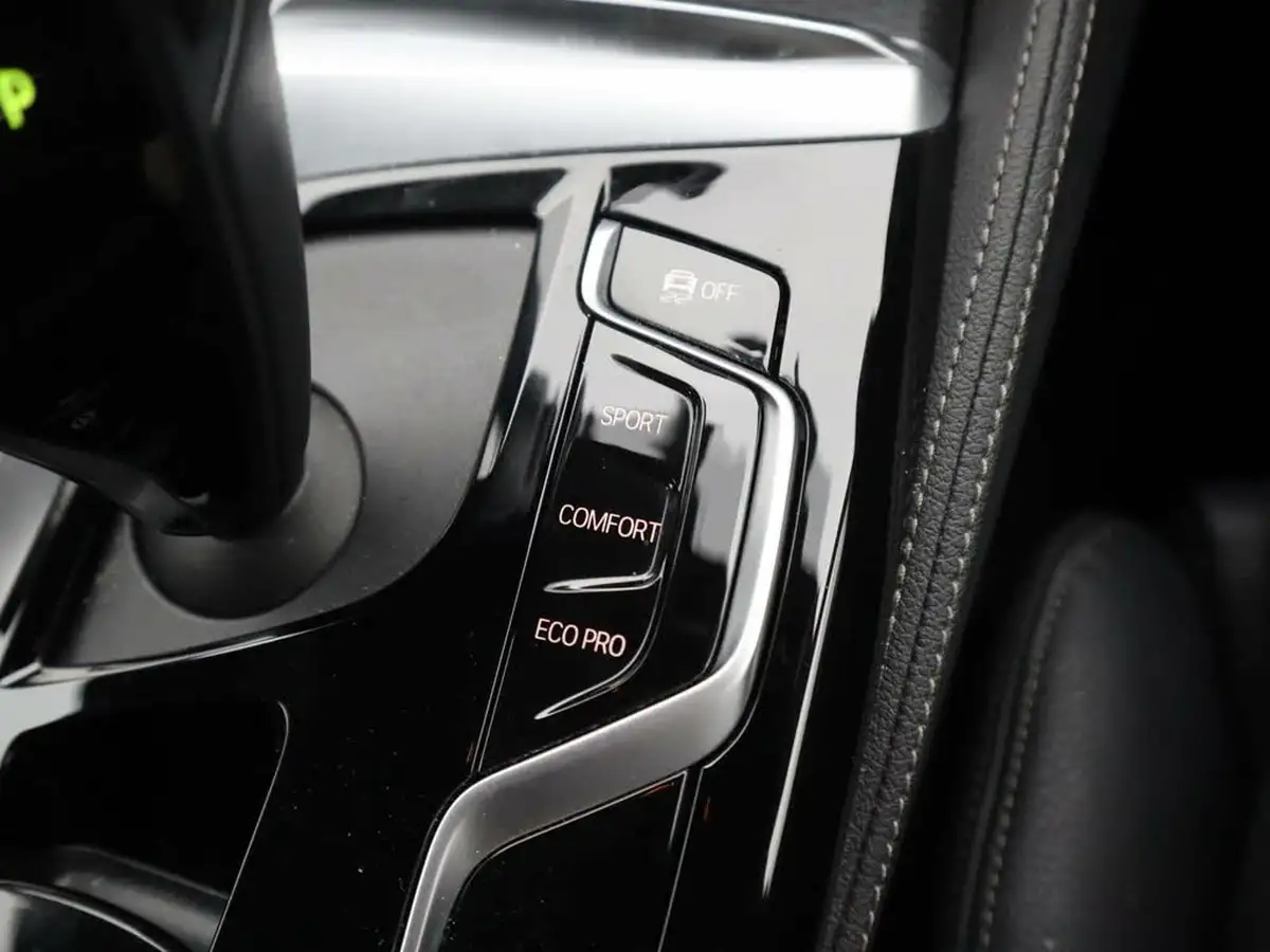 2021-bmw-5-series-20-520i-m-sport-mht-saloon-4d-big-20