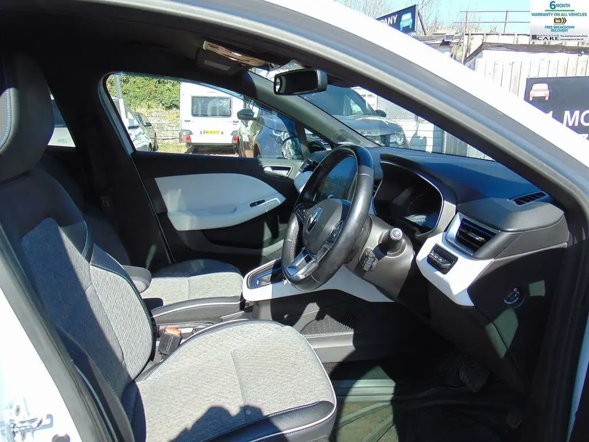 2021-renault-clio-16-e-tech-launch-edition-big-13