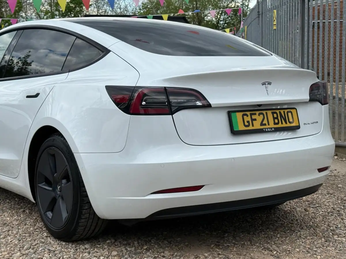 2021-tesla-model-3-e-long-range-4x4-big-8