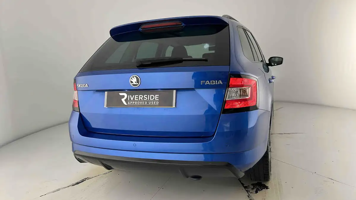 2018-skoda-fabia-10-tsi-monte-carlo-109ps-ss-estate-big-26