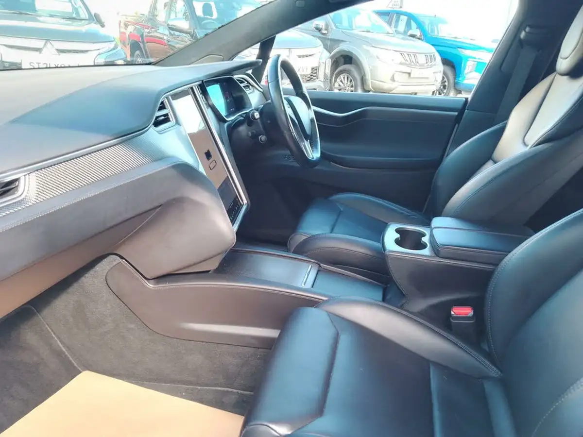2018-tesla-model-x-e-75d-big-42
