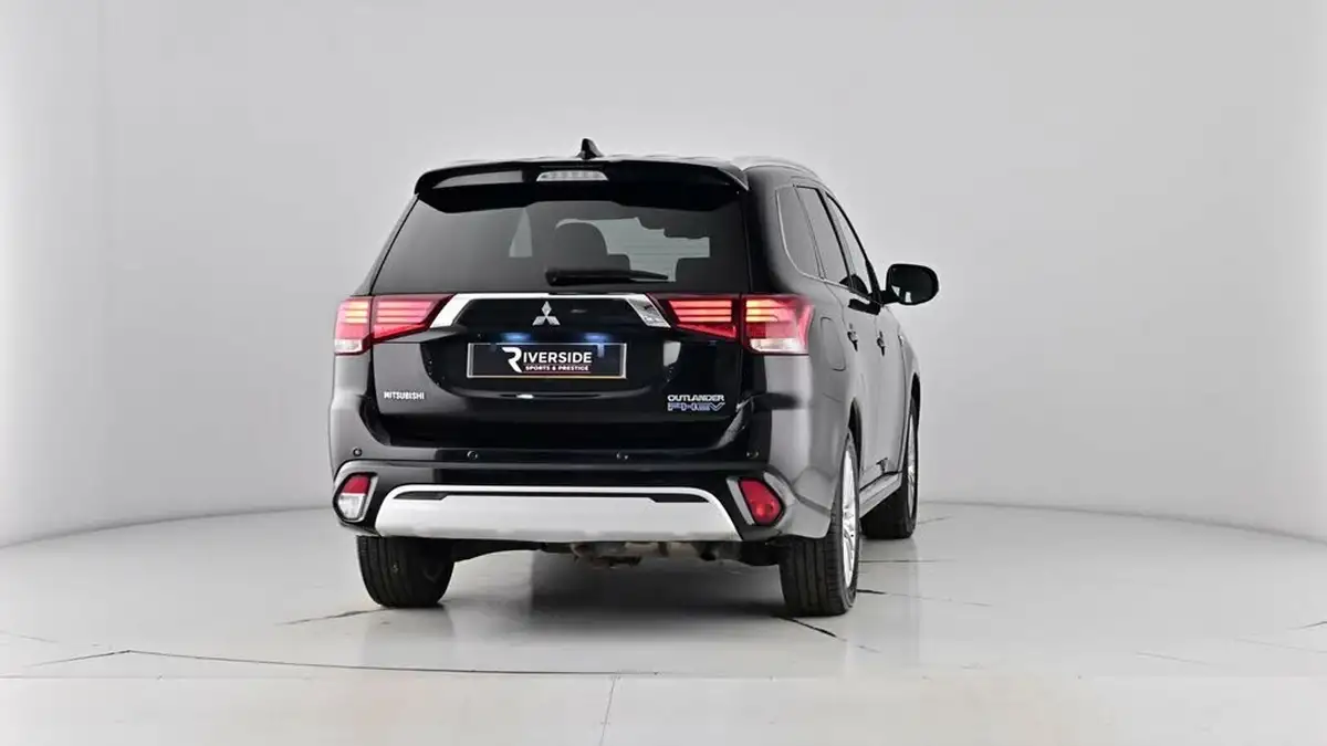 2019-mitsubishi-outlander-24-5hs-phev-big-68