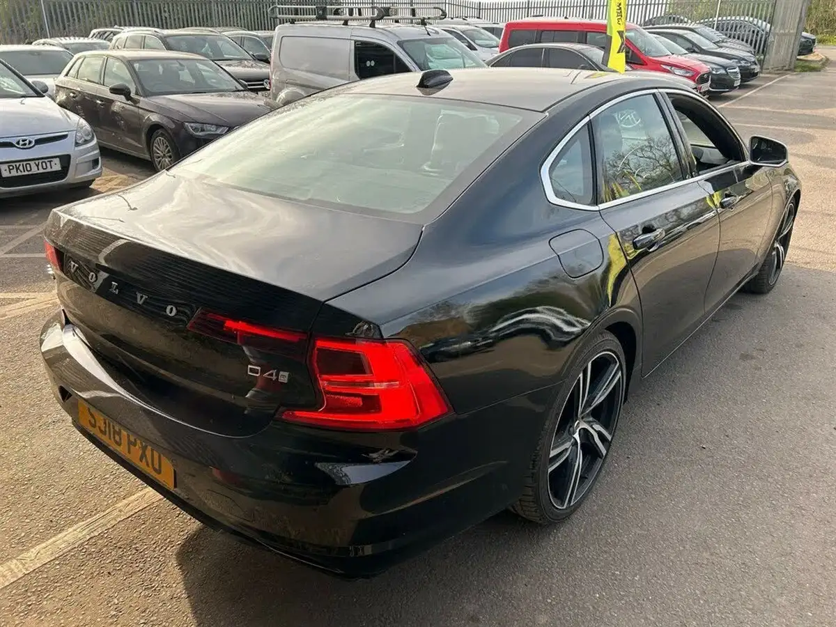 2018-volvo-s90-20td-d4-r-design-big-6