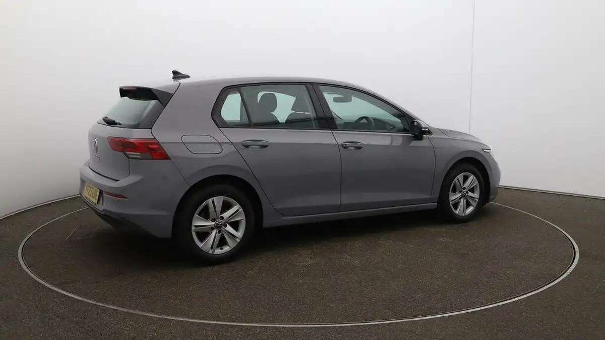 2023-volkswagen-golf-15-tsi-life-130ps-hatchback-big-42