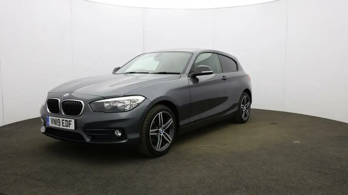 2018-bmw-1-series-15-118i-sport-3d-big-2