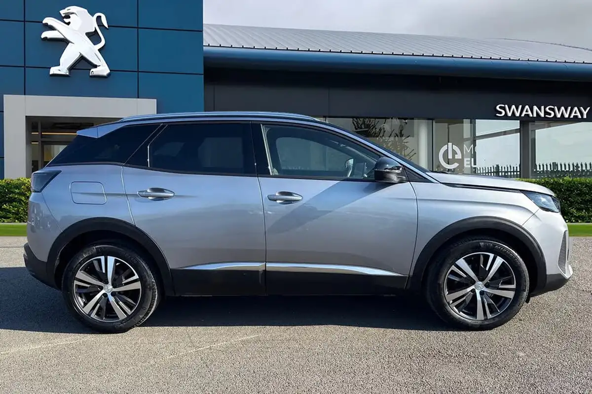 2024-peugeot-3008-suv-12-puretech-allure-136ps-hybrid-e-dsc6-big-2