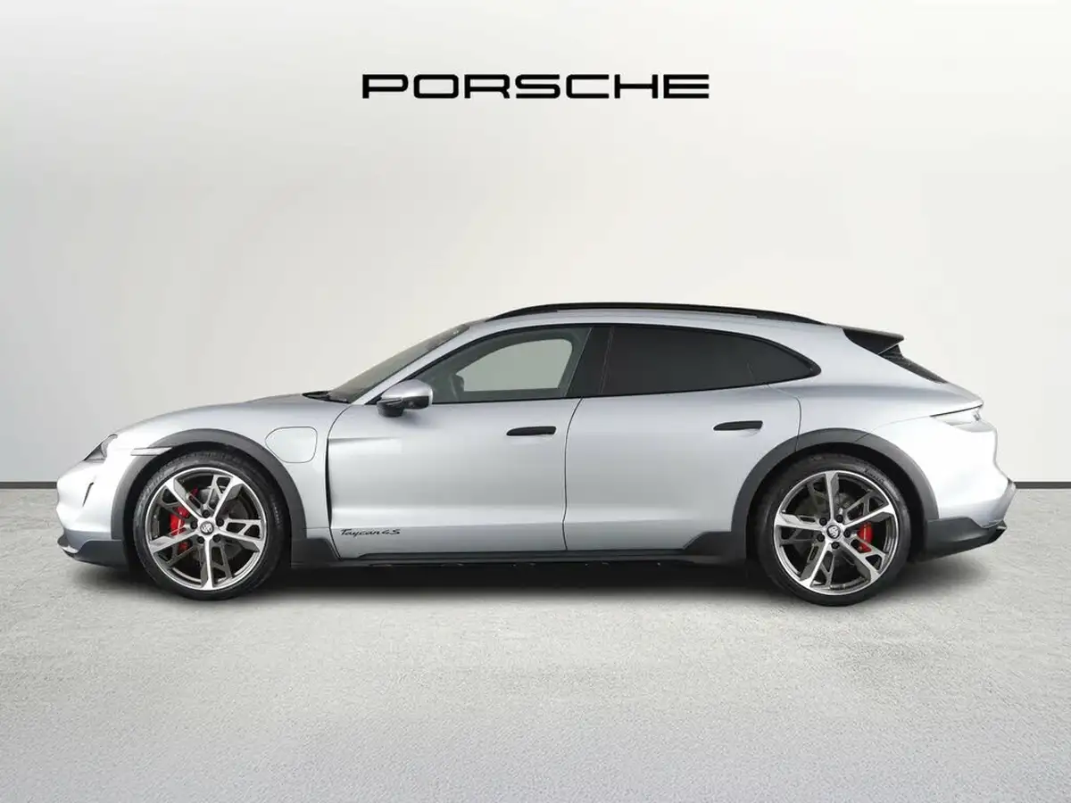 2023-porsche-taycan-e-4s-cross-turismo-big-4