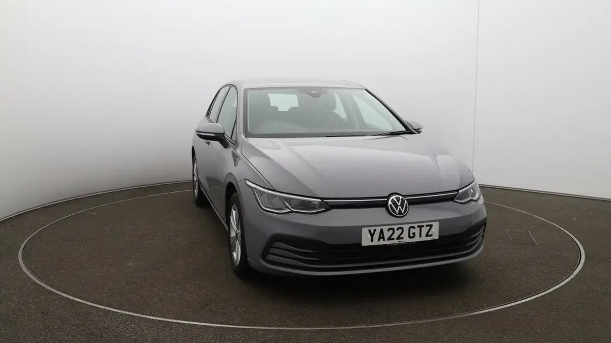 2022-volkswagen-golf-20tdi-life-hatchback-big-32