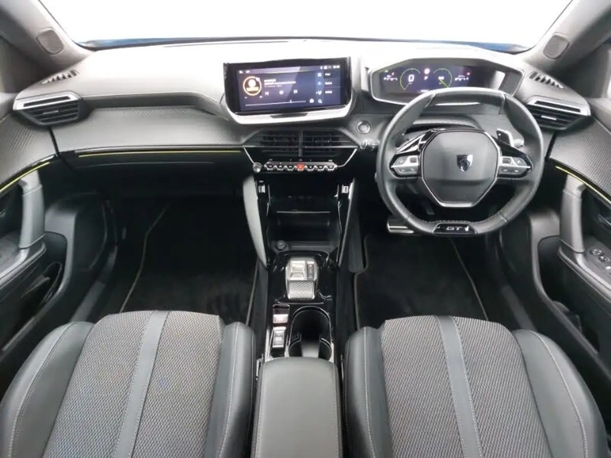 2023-peugeot-2008-suv-big-2