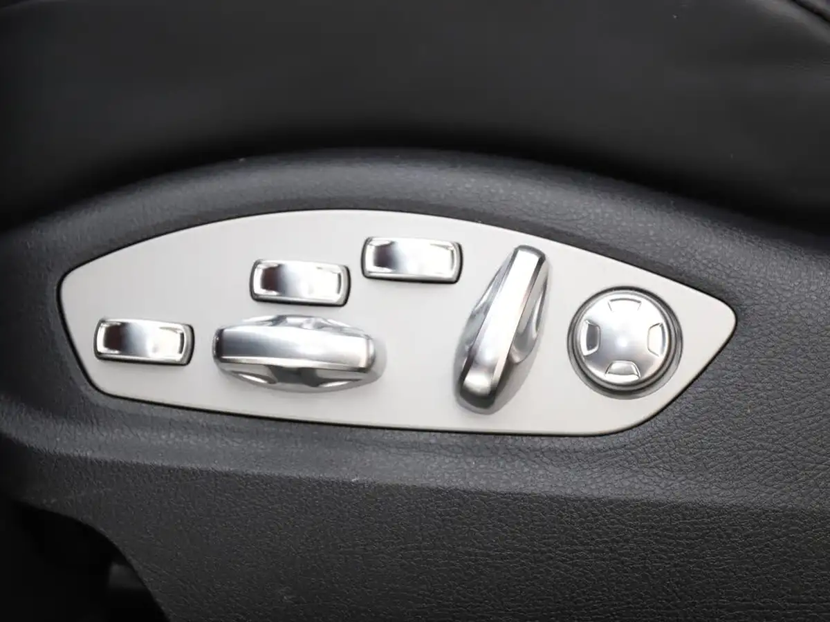 2023-porsche-macan-29-v6-gts-big-13