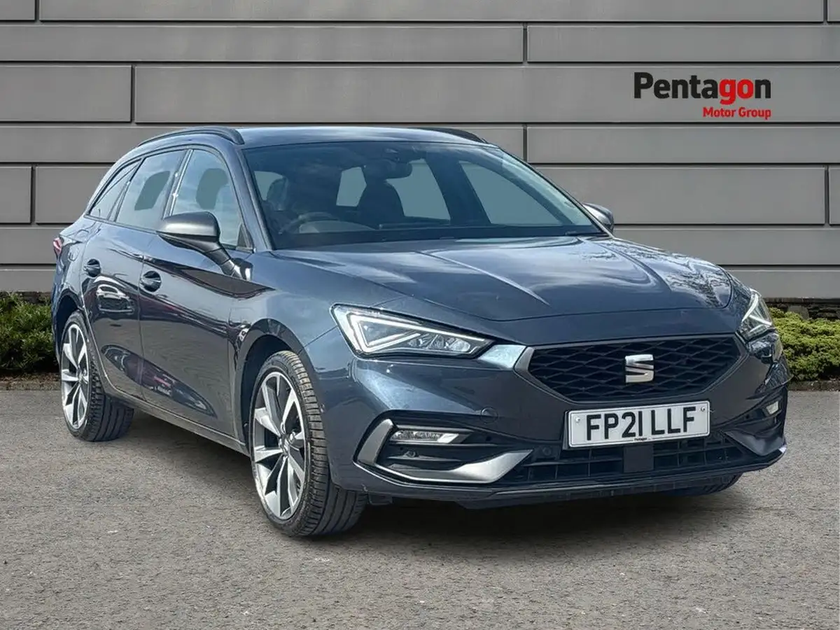 2021-seat-leon-14-e-hybrid-fr-sport-estate-big-0