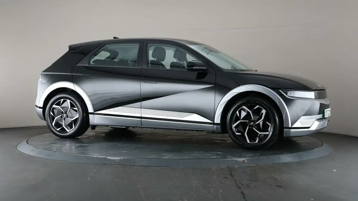 2022-hyundai-ioniq-5-e-premium-170ps-58kwh-rwd-big-47