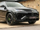 2024-lamborghini-urus-40-no-trim-small-10