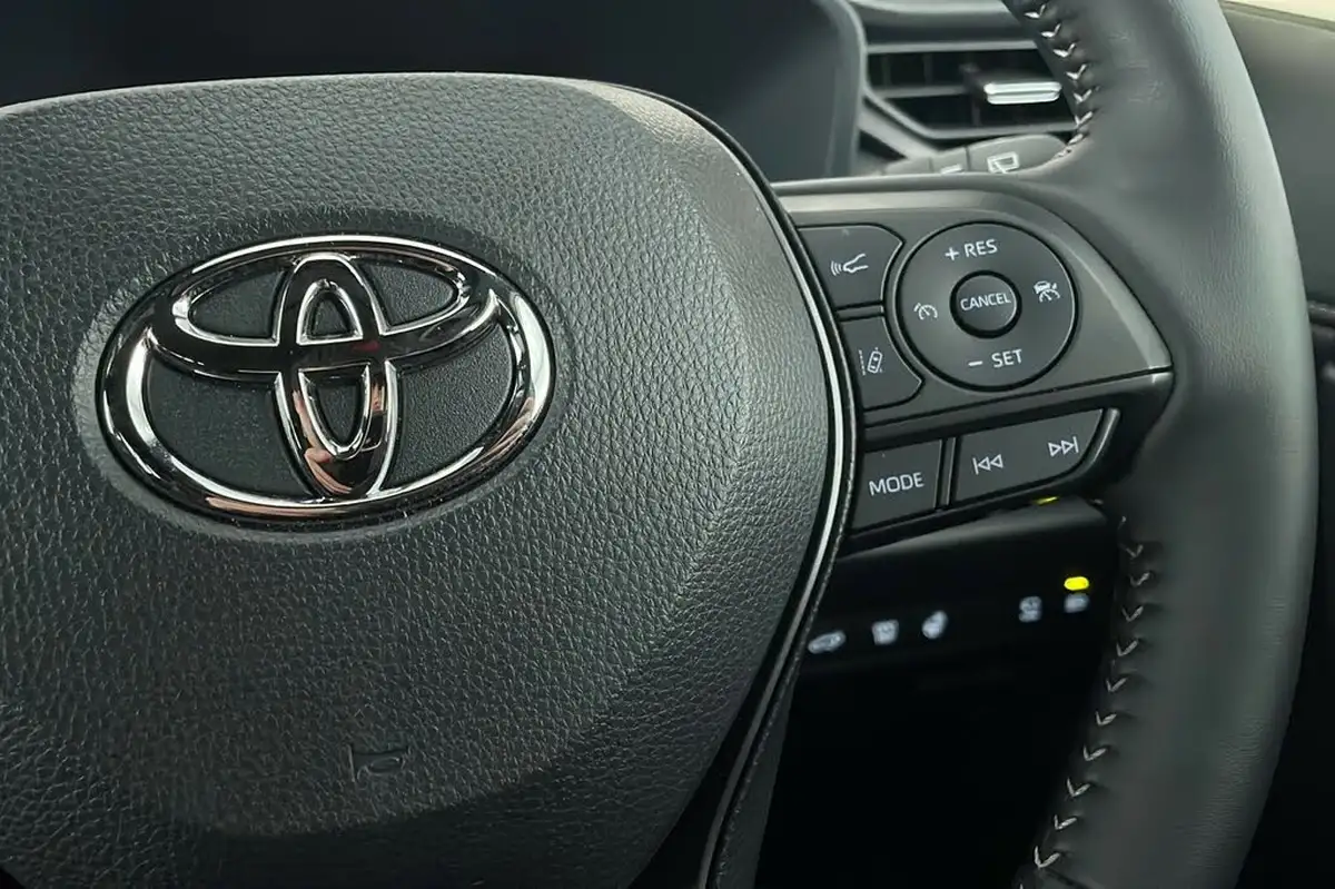 2024-toyota-rav4-25-vvt-i-gr-sport-302bhp-plug-in-big-15
